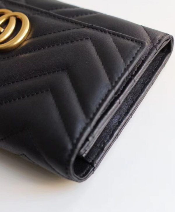 hand continental wallet 443436